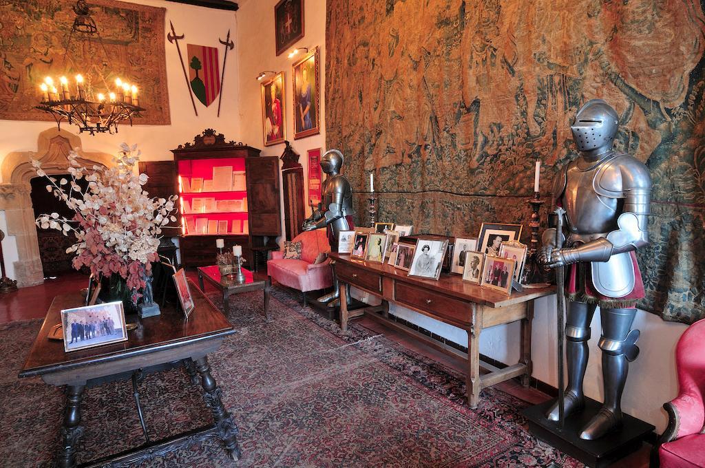 Habitaciones Con Encanto - Cal Alejandro Montsonis Bagian luar foto